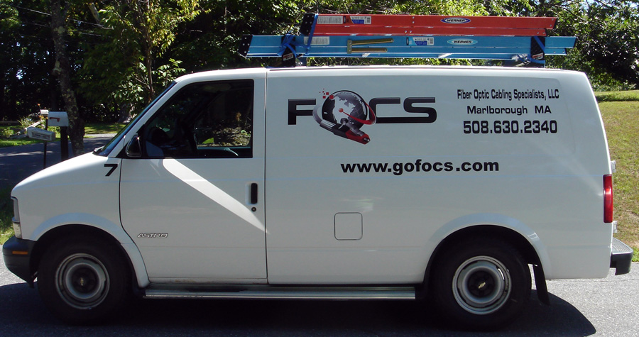 Van Lettering on Work Tuck Vinyl Lettering with Digital Printed Graphics